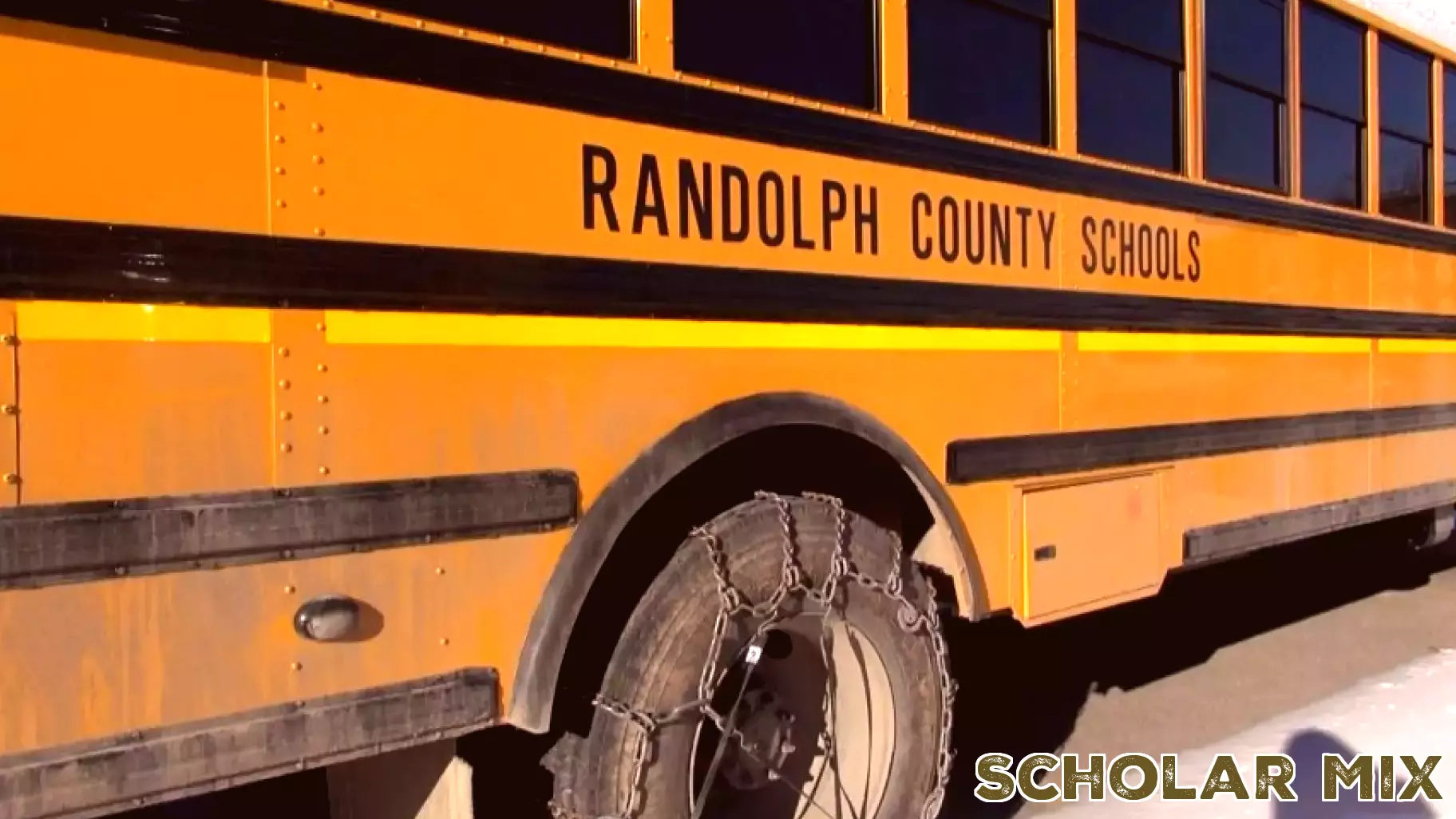 How do West Virginia Boards of Education decide between a snow day and a virtual learning day?