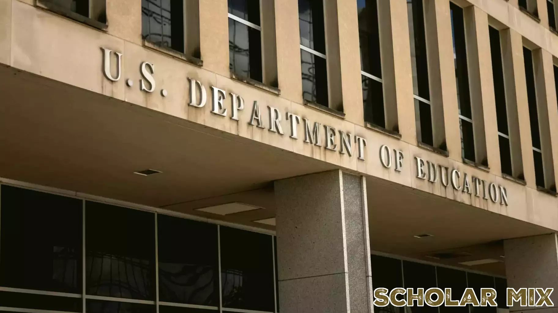 U.S. Department of Education presses colleges on costs, admissions and student success