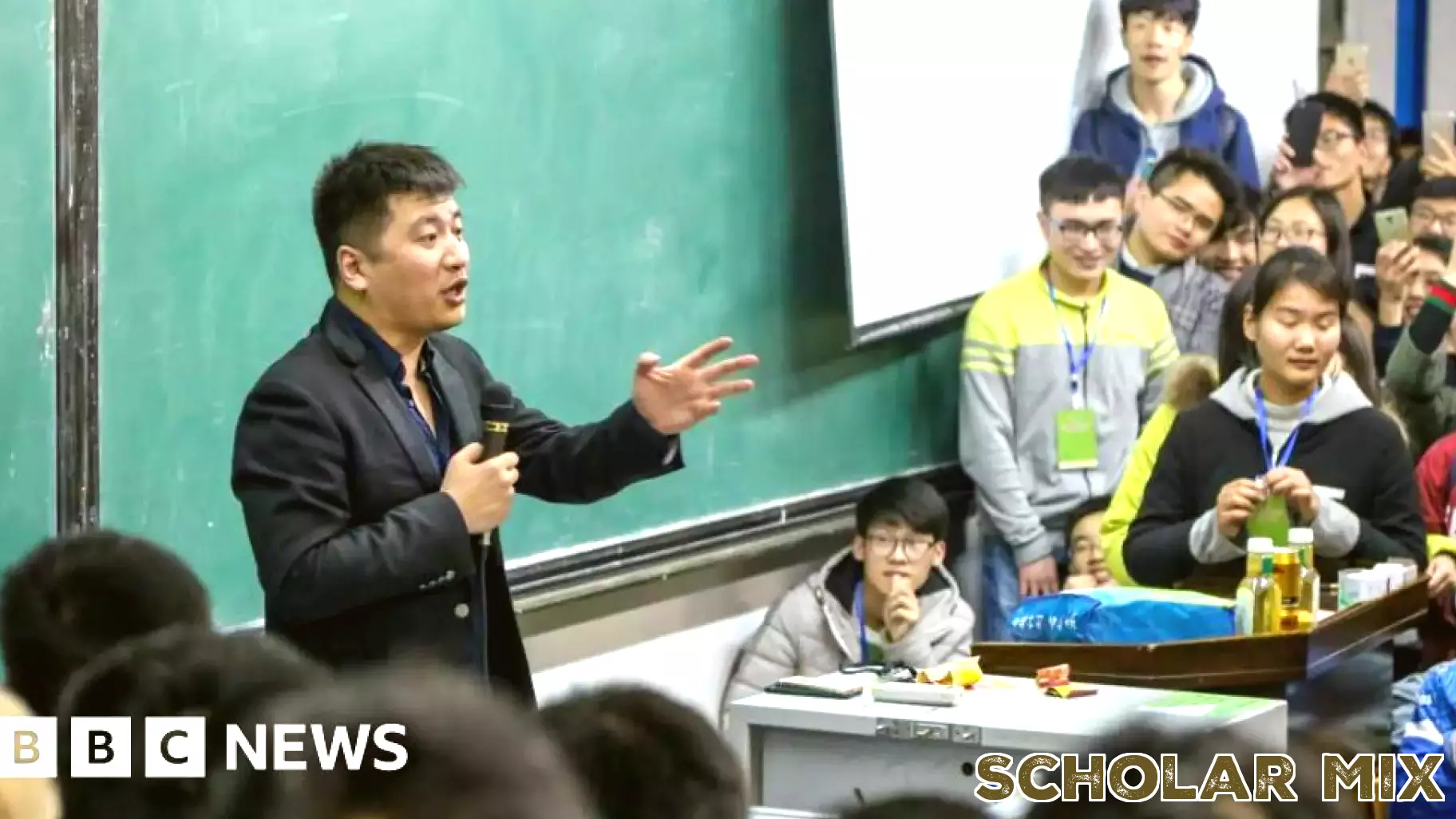 Zhang Xuefeng: China mourns death of a controversial education influencer